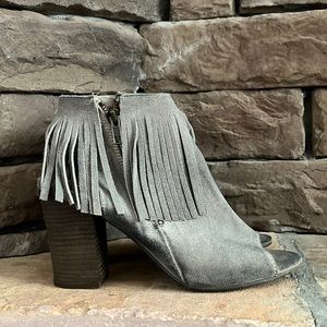 Diba True In Tern Peep Toe Fringe Ankle Booties / SZ 10